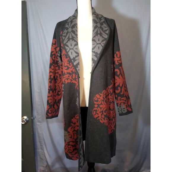 Tribal Long Gray and Red Cardigan - Picture 2 of 5